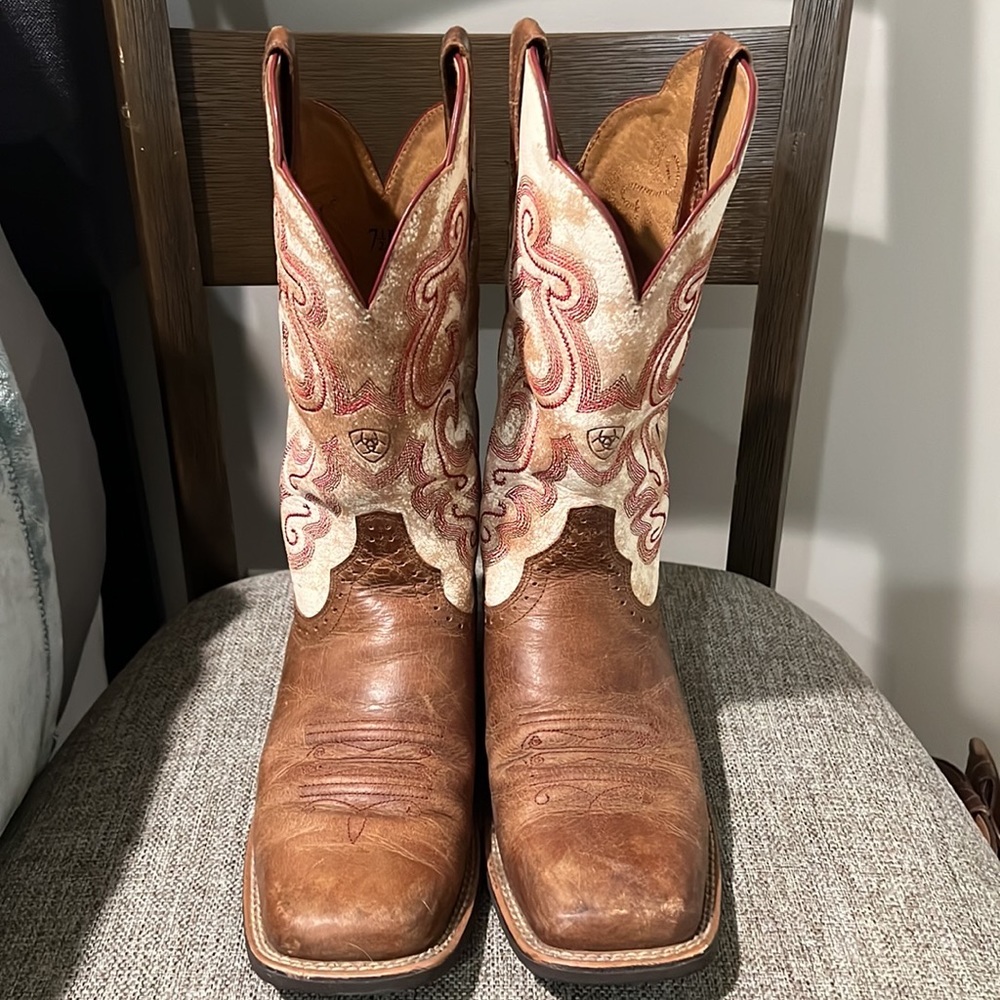 Ariat Boots - Size 7.5 womens